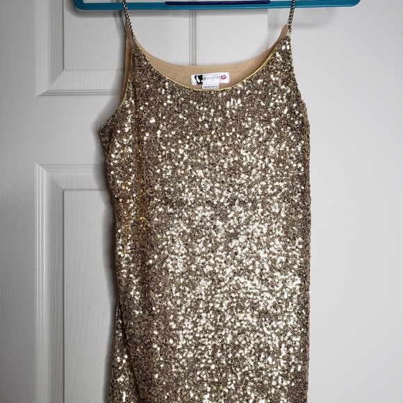 Top - Picture 4 of 4